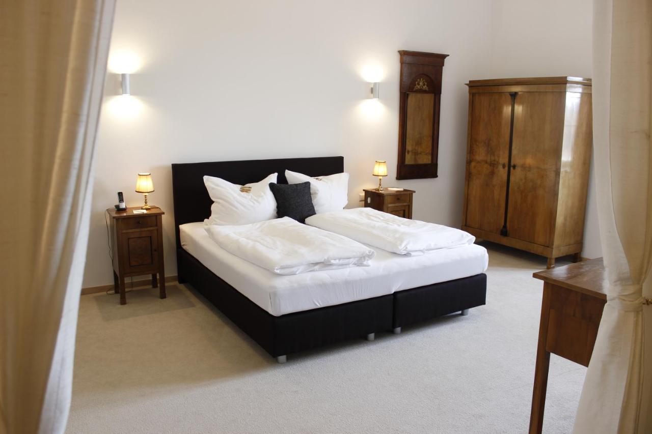 Biohotel Schloss Kirchberg 컬크버그엔더젝스트 외부 사진