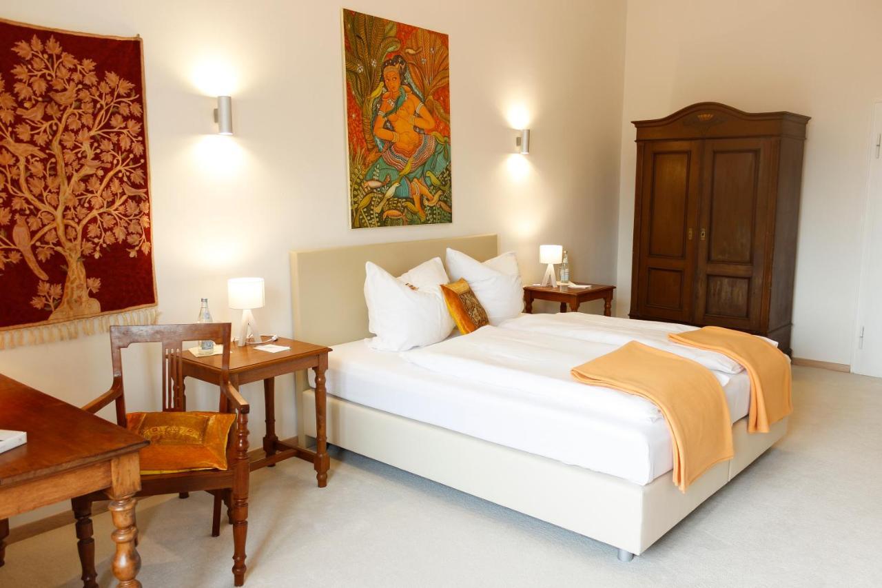Biohotel Schloss Kirchberg 컬크버그엔더젝스트 외부 사진