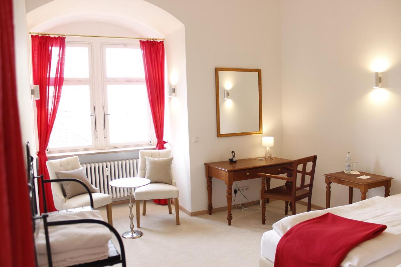 Biohotel Schloss Kirchberg 컬크버그엔더젝스트 외부 사진