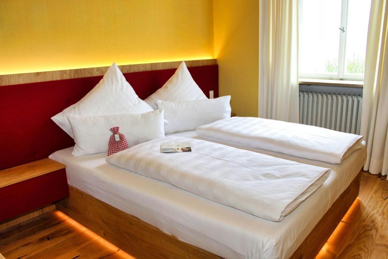 Biohotel Schloss Kirchberg 컬크버그엔더젝스트 외부 사진